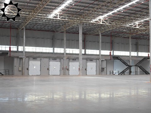 Depósito-Galpão-Armazém para alugar, 1650m² - Foto 2