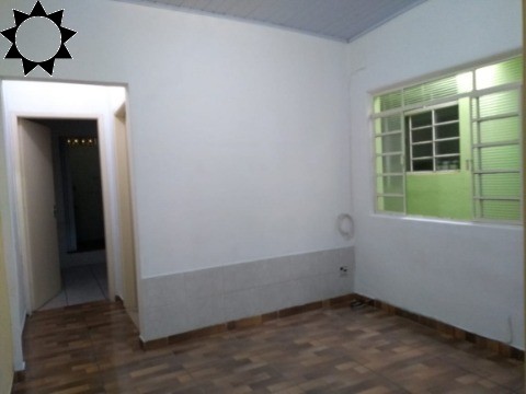 Casa à venda com 5 quartos, 168m² - Foto 1