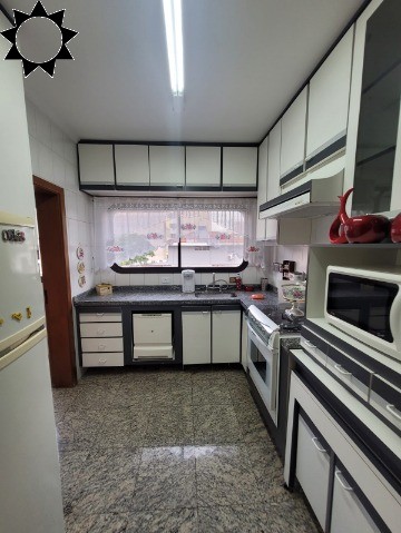 Apartamento à venda com 3 quartos, 127m² - Foto 19