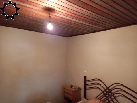 Casa à venda com 4 quartos, 306m² - Foto 2