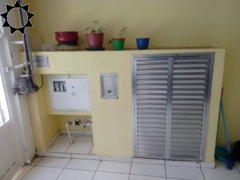 Casa à venda com 3 quartos, 99m² - Foto 16