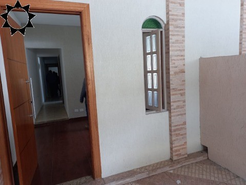 Casa à venda com 5 quartos, 200m² - Foto 8