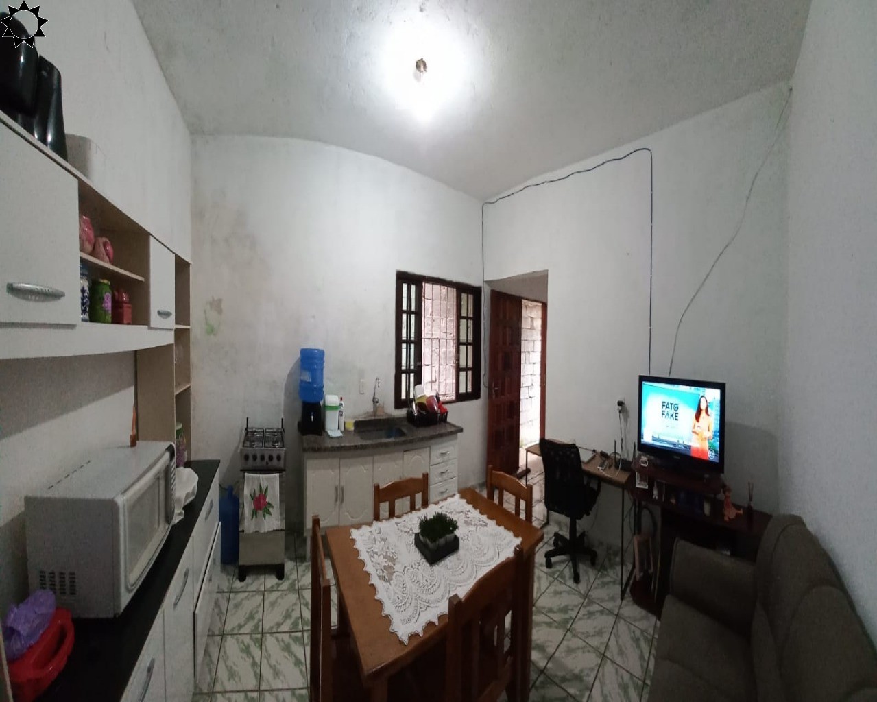 Casa à venda com 1 quarto, 48m² - Foto 1