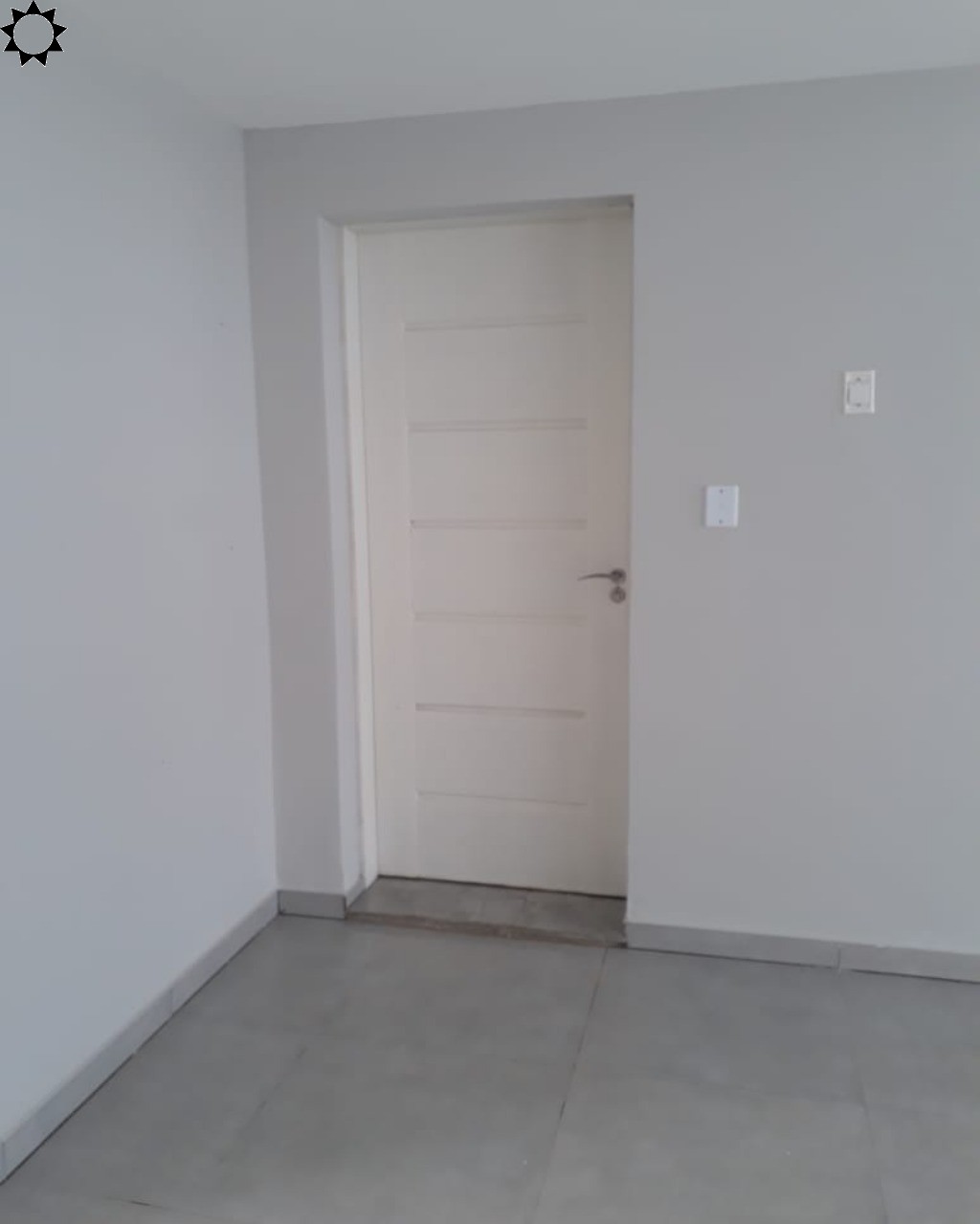 Casa à venda com 3 quartos, 160m² - Foto 2