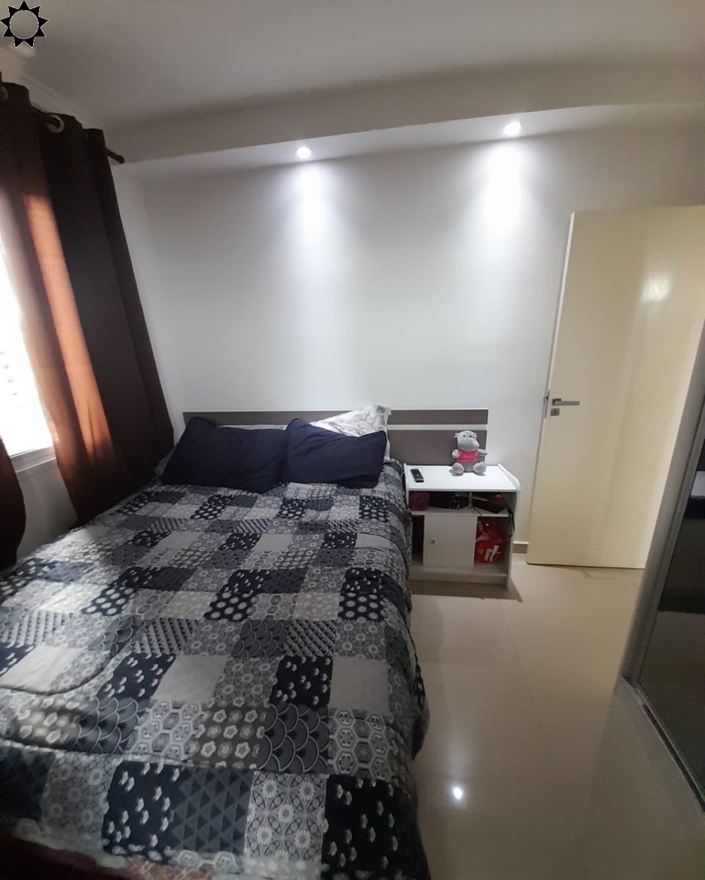 Apartamento à venda com 3 quartos, 72m² - Foto 2