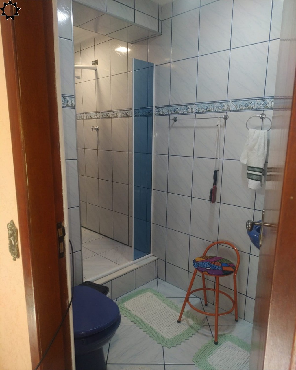 Casa à venda com 3 quartos, 200m² - Foto 2