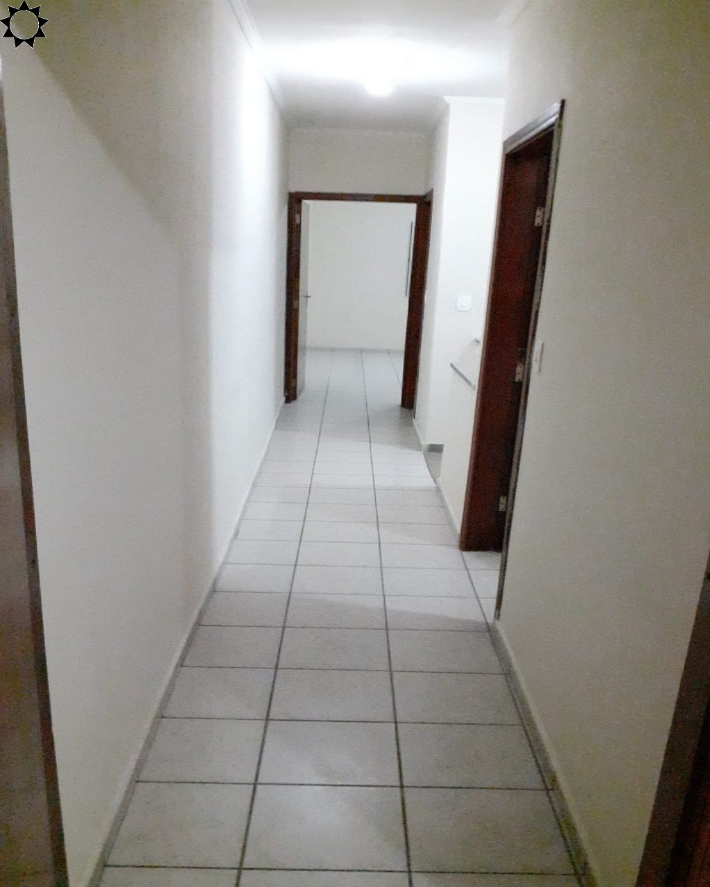 Casa à venda com 3 quartos, 179m² - Foto 4