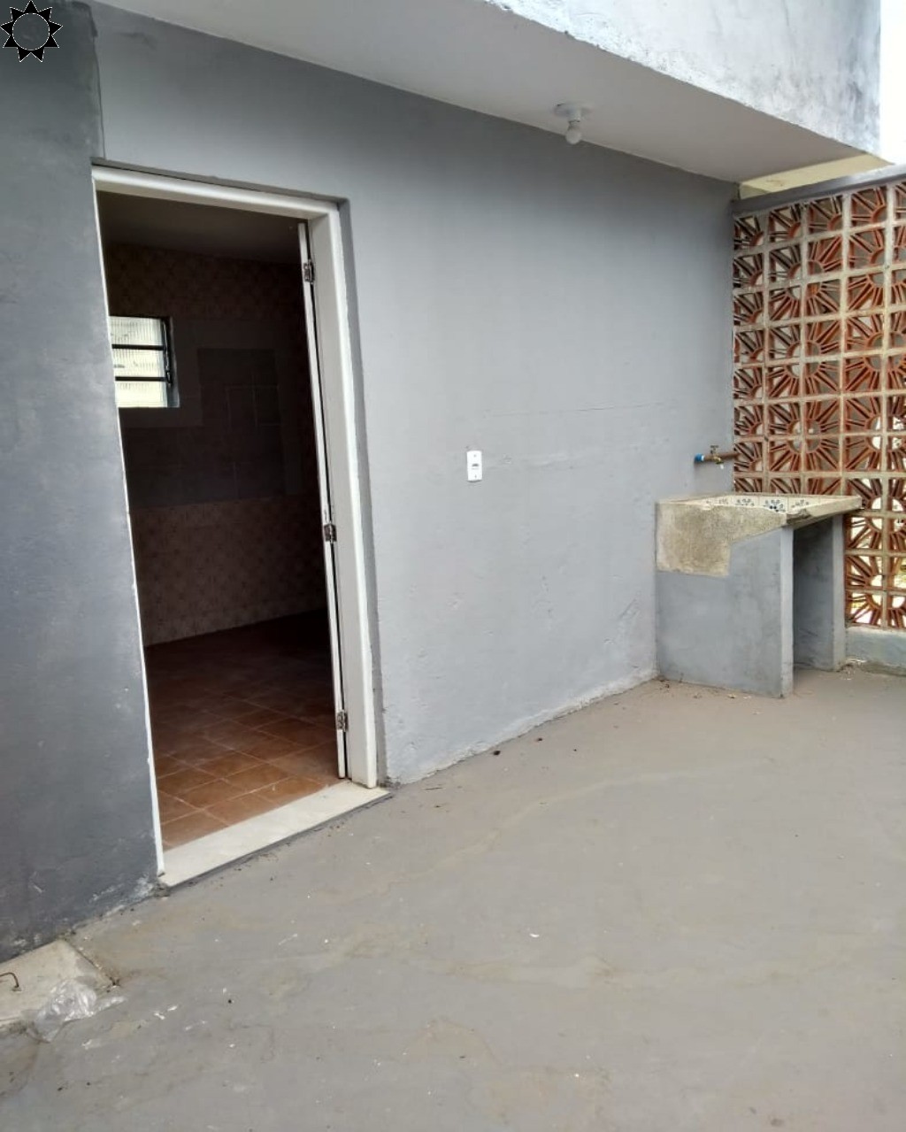 Casa à venda com 2 quartos, 250m² - Foto 8