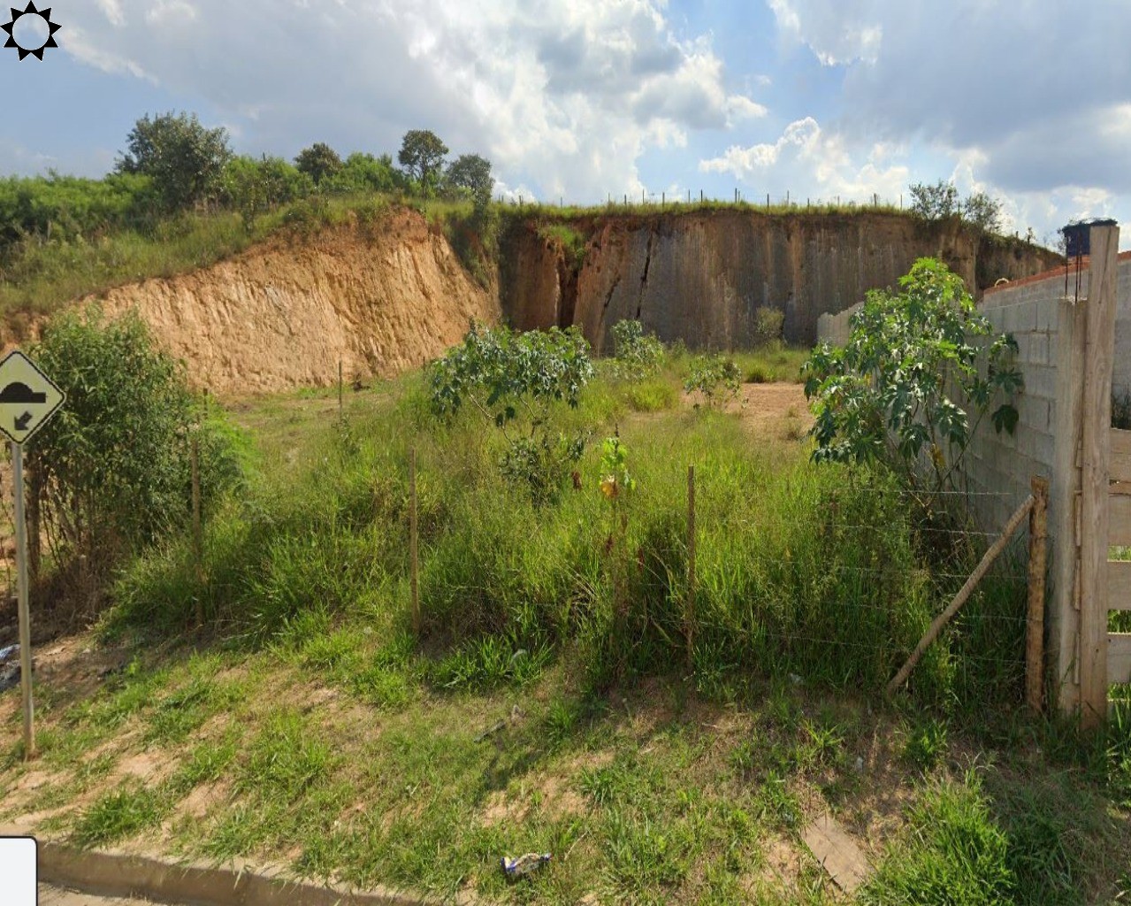 Terreno à venda, 572m² - Foto 1