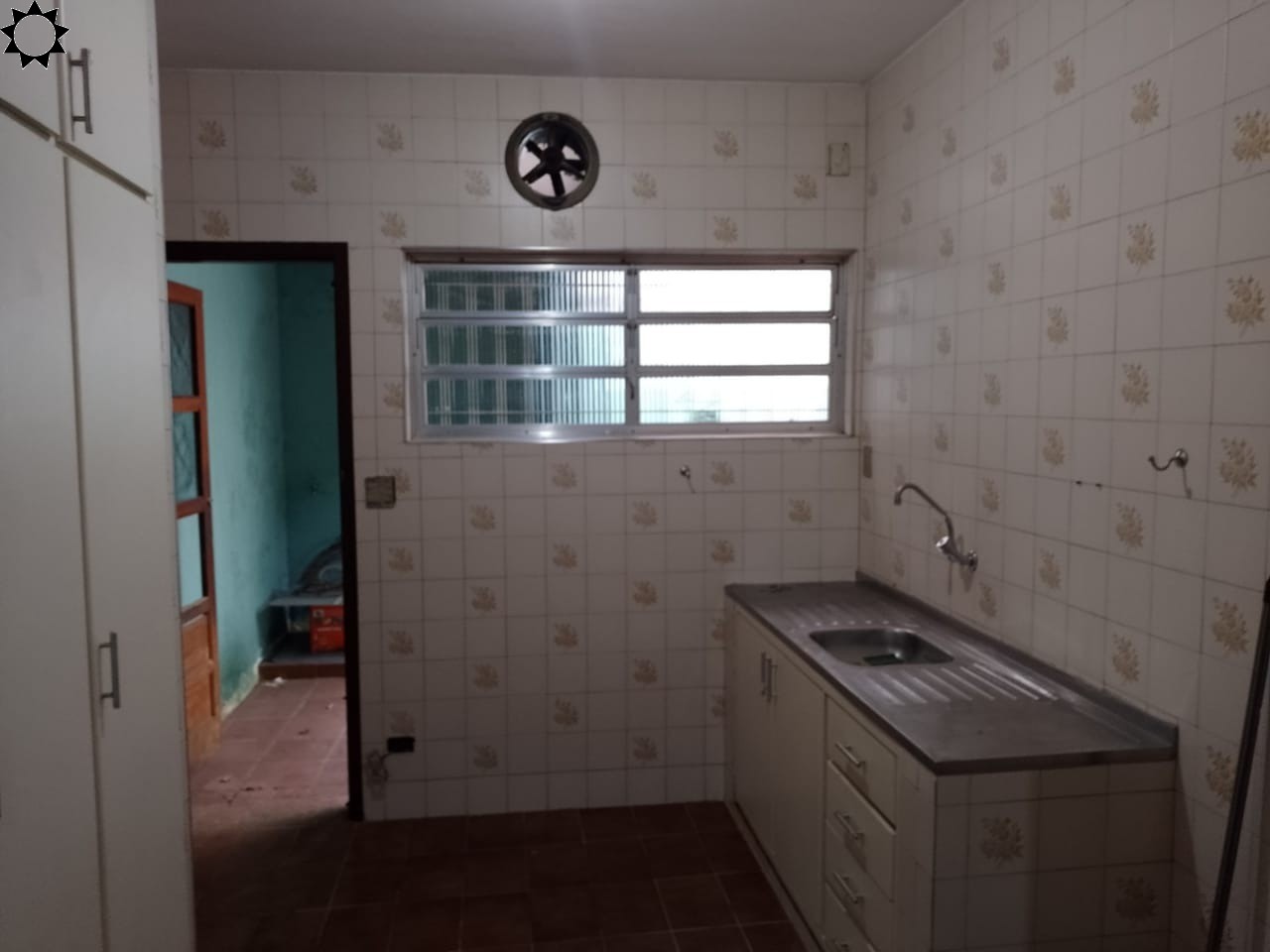 Casa à venda com 3 quartos, 200m² - Foto 8