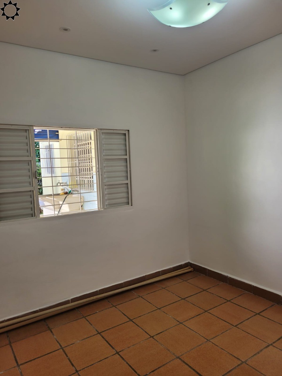 Casa à venda com 2 quartos, 250m² - Foto 14