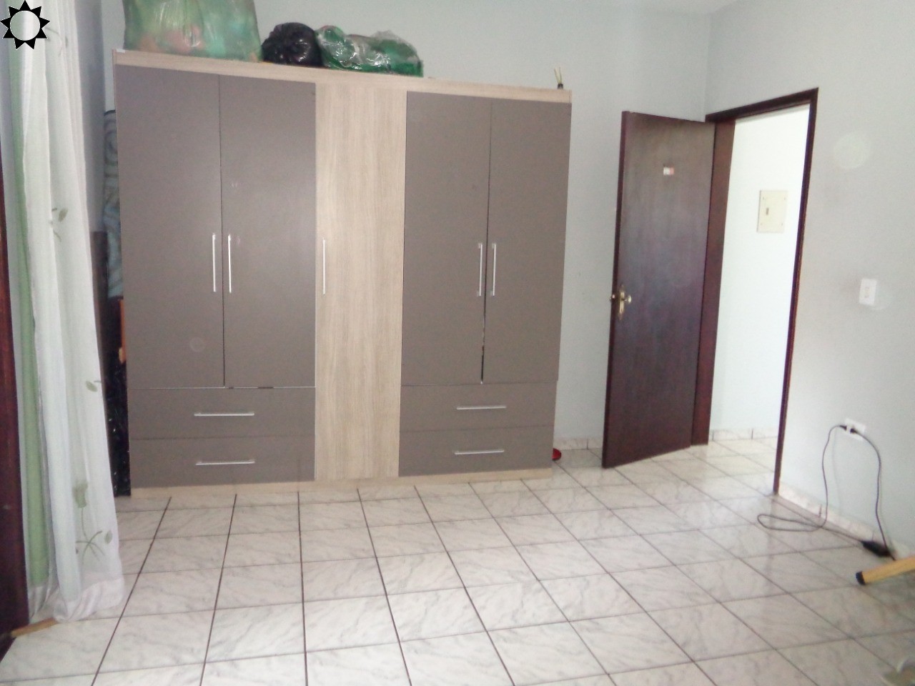 Casa à venda com 4 quartos, 250m² - Foto 10