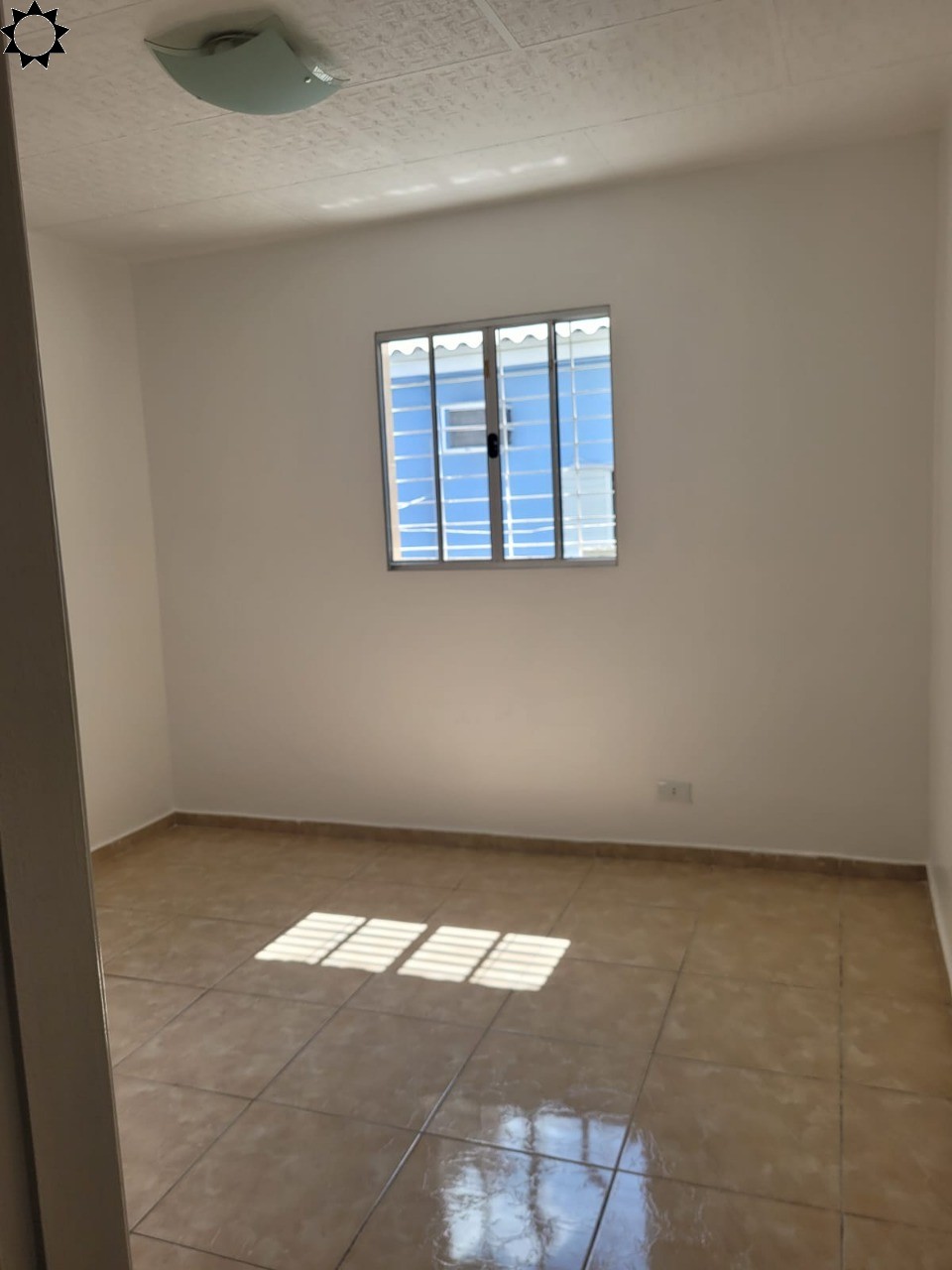 Casa à venda com 2 quartos, 250m² - Foto 11