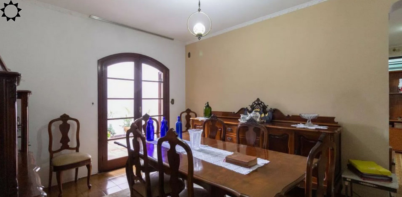 Casa à venda com 4 quartos, 340m² - Foto 48