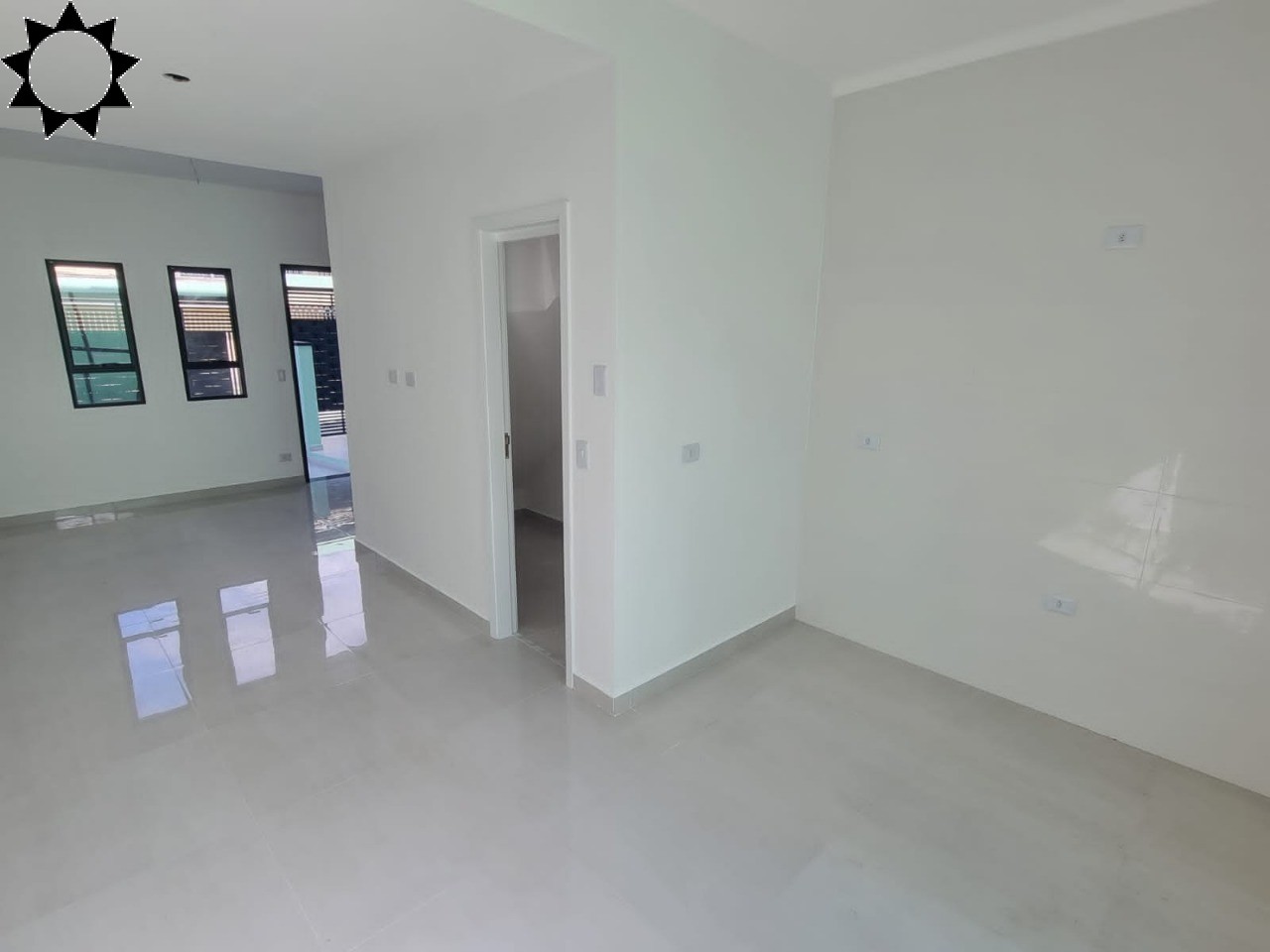 Casa à venda com 2 quartos, 62m² - Foto 13