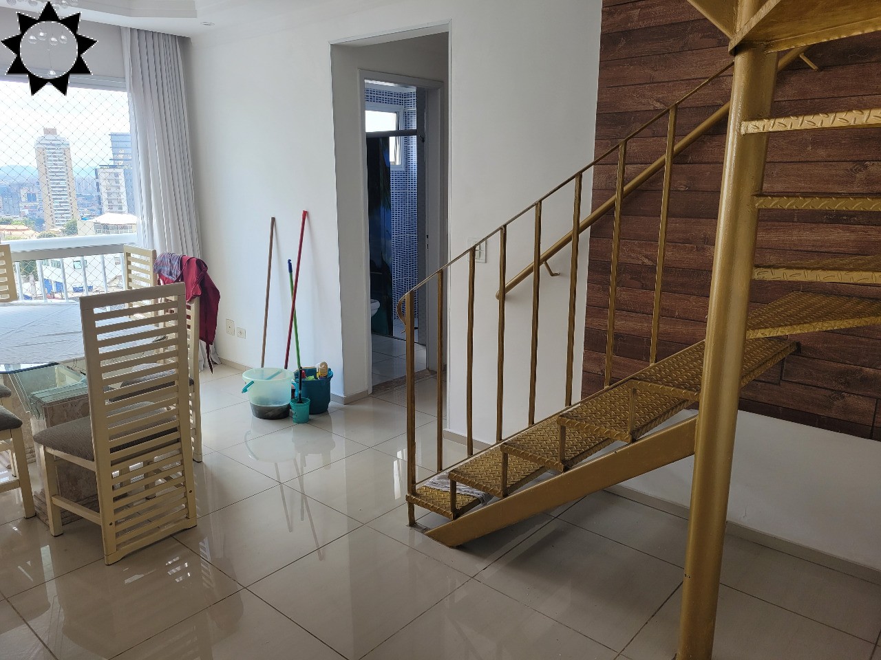 Apartamento à venda com 3 quartos, 124m² - Foto 2