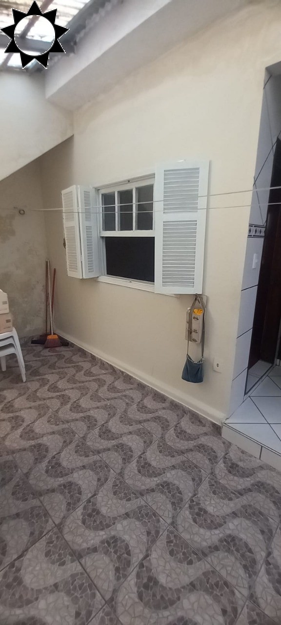 Casa à venda com 4 quartos, 140m² - Foto 11