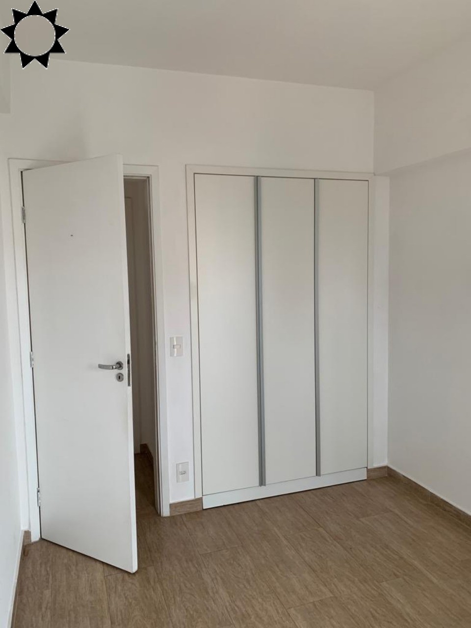 Apartamento à venda com 3 quartos, 72m² - Foto 3