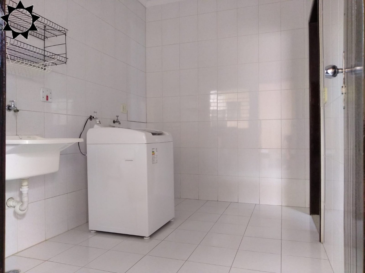 Casa à venda com 3 quartos, 230m² - Foto 9