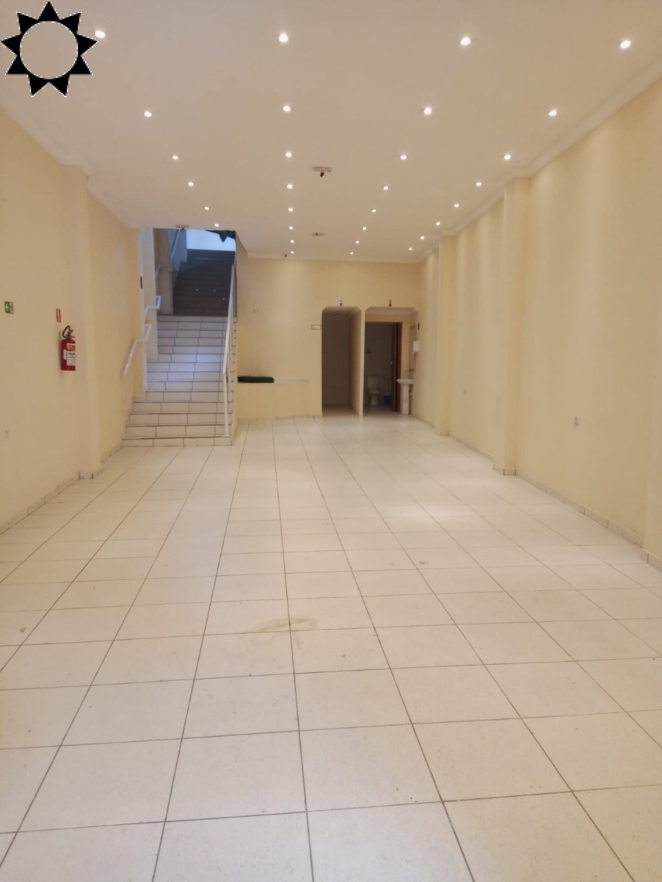 Prédio Inteiro para alugar, 370m² - Foto 1