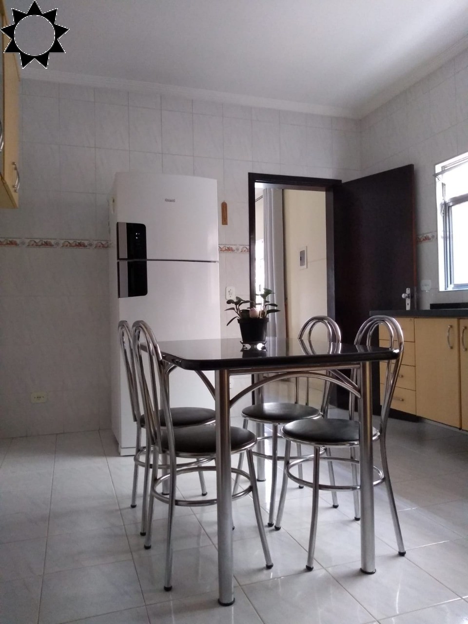 Casa à venda com 3 quartos, 230m² - Foto 10