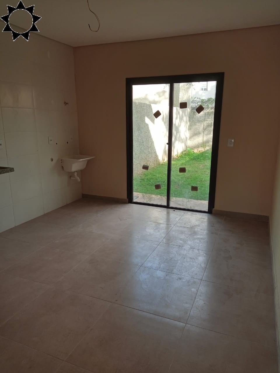 Casa à venda com 2 quartos, 67m² - Foto 17