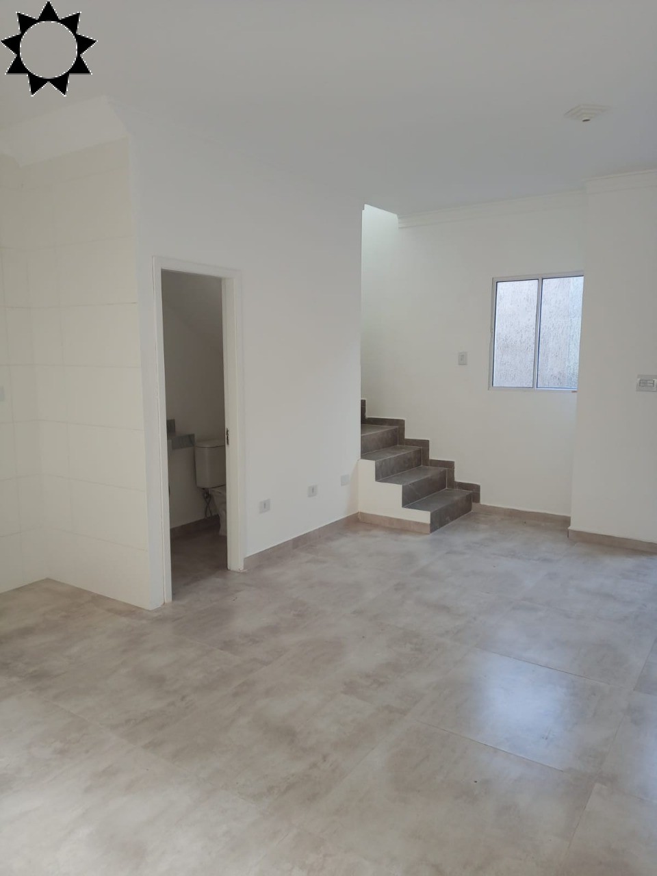 Casa à venda com 2 quartos, 67m² - Foto 4