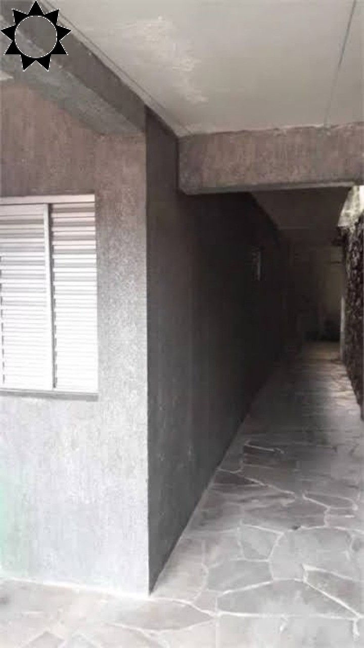 Casa à venda com 5 quartos, 197m² - Foto 4