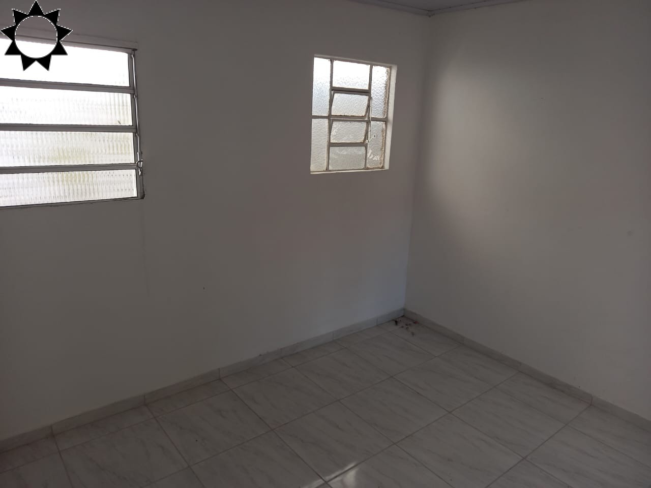 Casa à venda com 6 quartos, 133m² - Foto 15