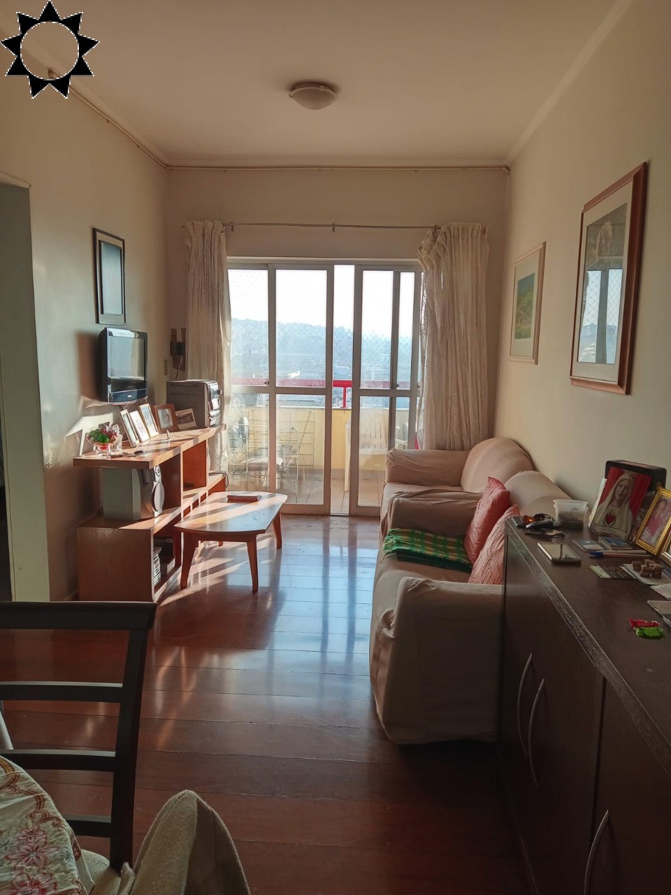 Apartamento à venda com 2 quartos, 72m² - Foto 1