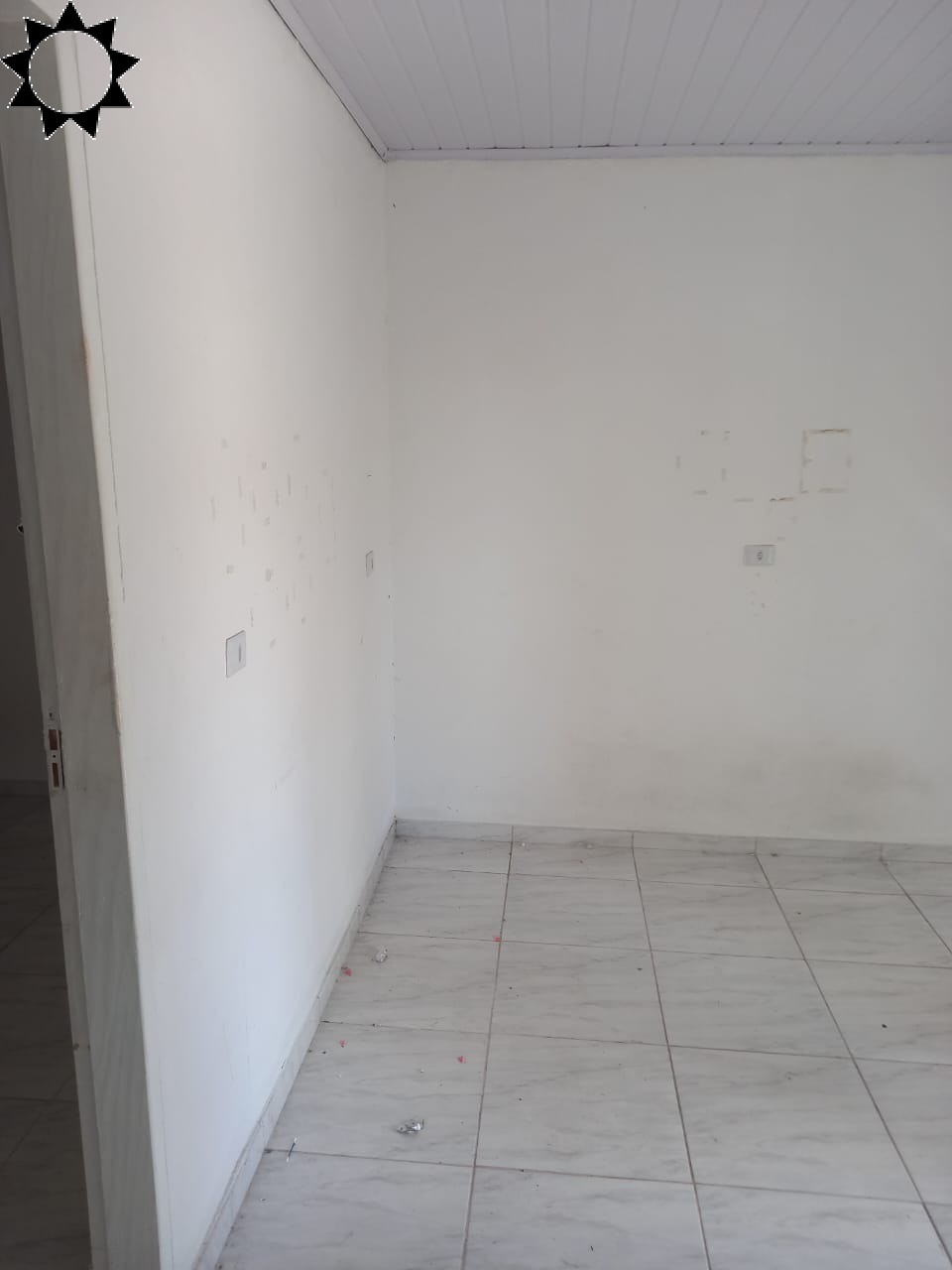 Casa à venda com 6 quartos, 133m² - Foto 11