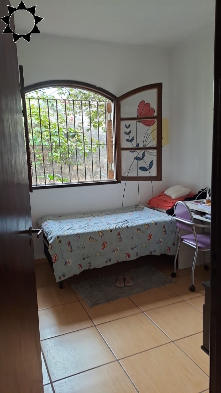 Casa à venda com 3 quartos, 189m² - Foto 11