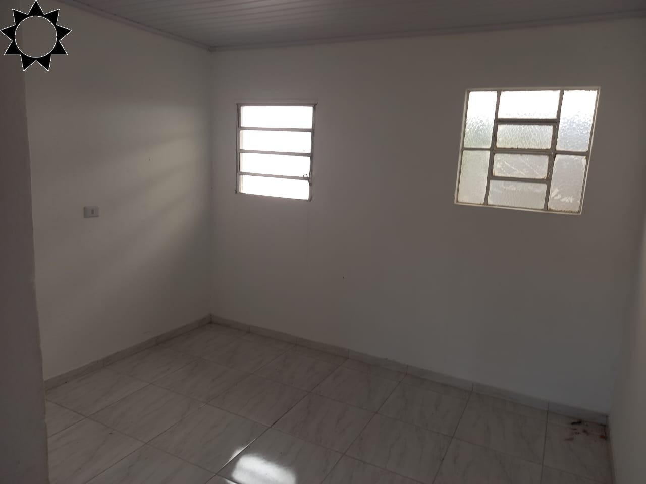 Casa à venda com 6 quartos, 133m² - Foto 19