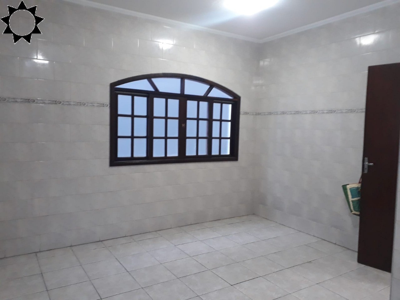 Casa à venda com 3 quartos, 180m² - Foto 18