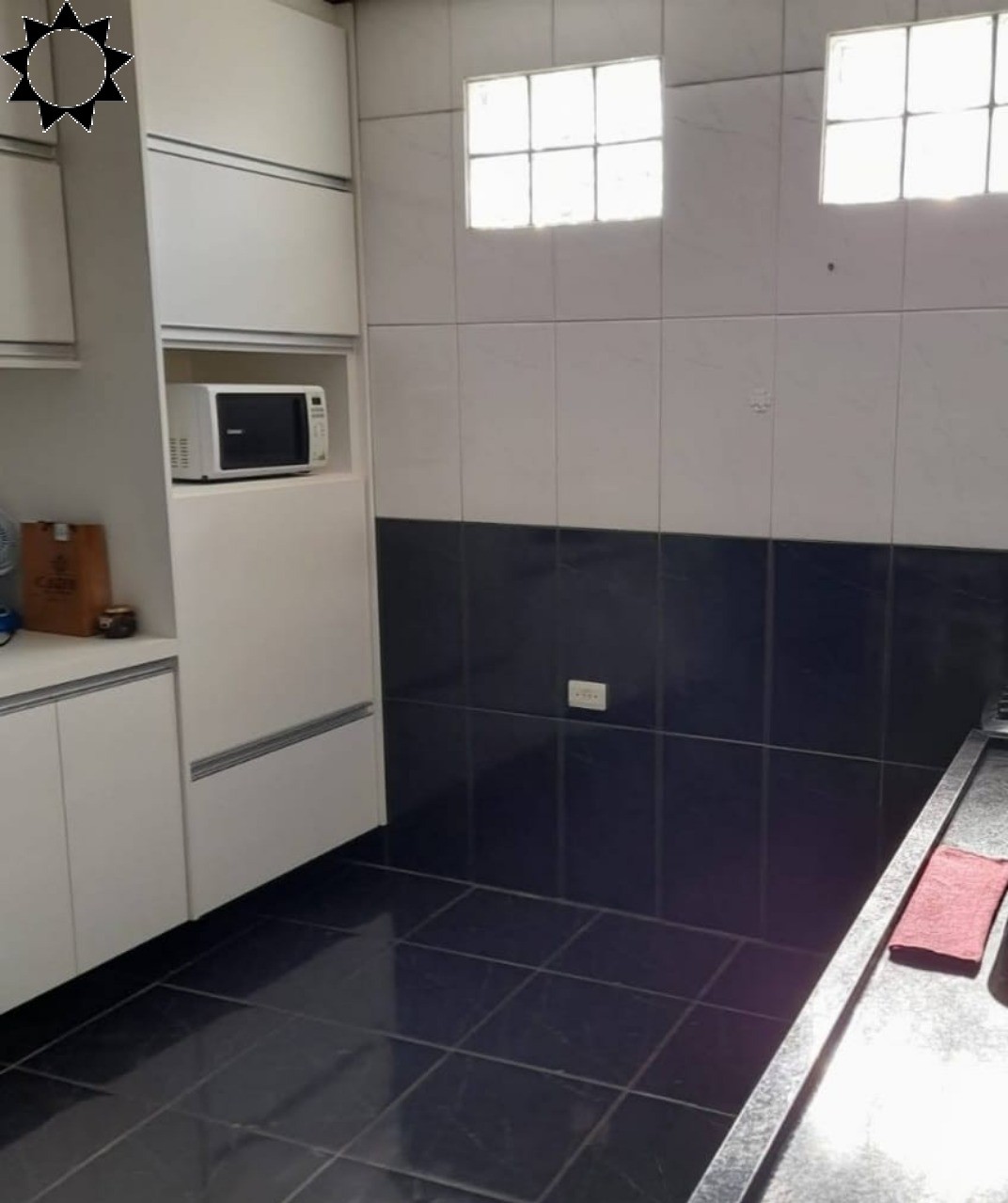 Casa à venda com 7 quartos, 300m² - Foto 15