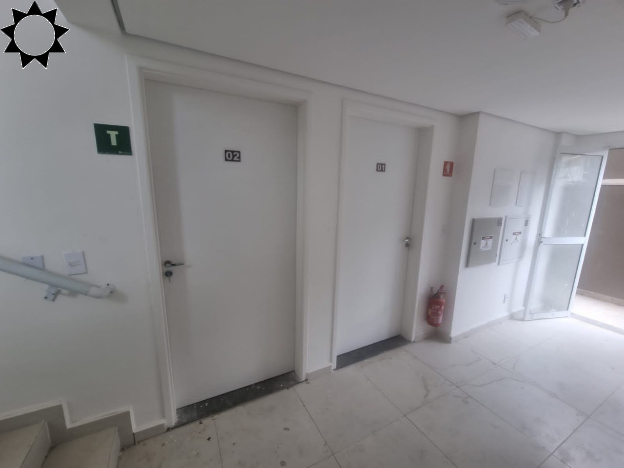 Apartamento à venda com 2 quartos, 50m² - Foto 2