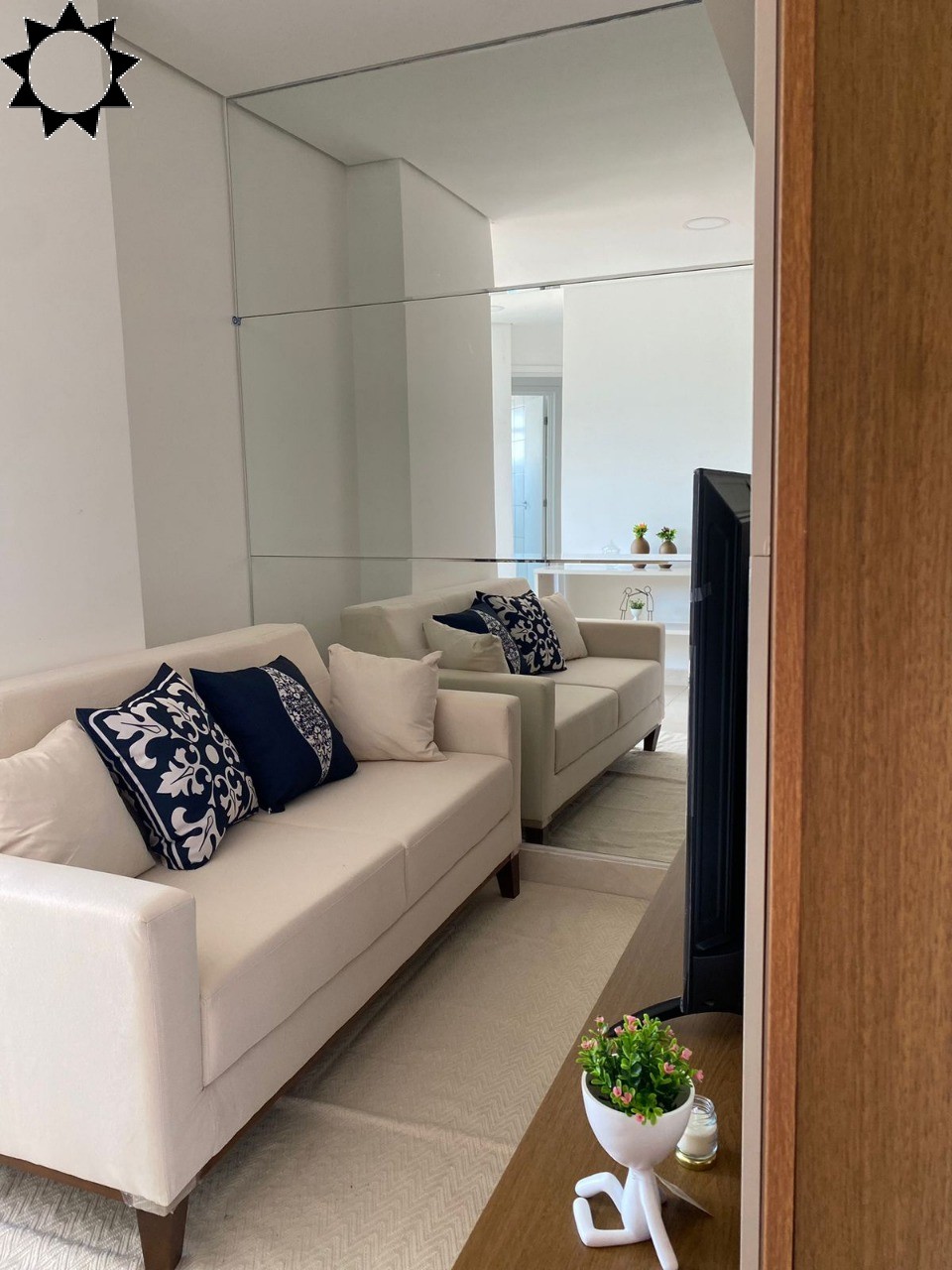 Apartamento à venda com 2 quartos, 73m² - Foto 1