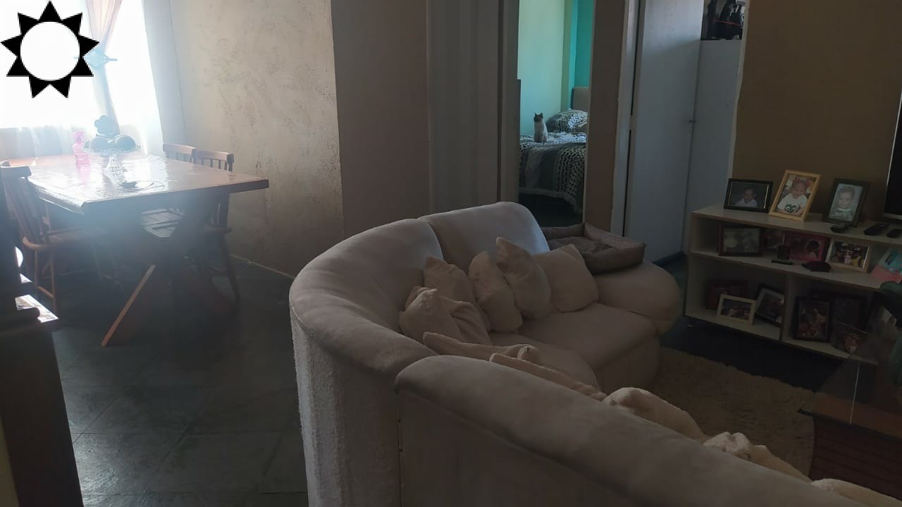 Apartamento à venda com 2 quartos, 64m² - Foto 11