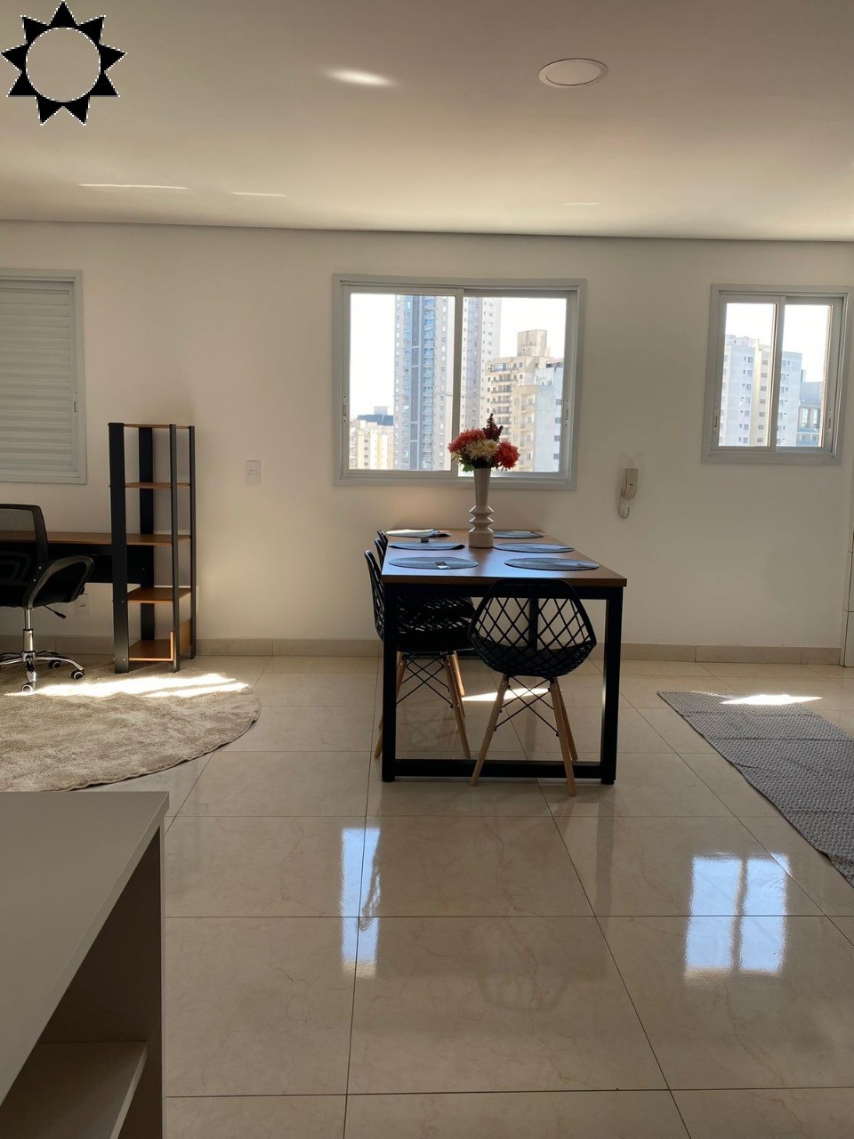 Apartamento à venda com 2 quartos, 73m² - Foto 2