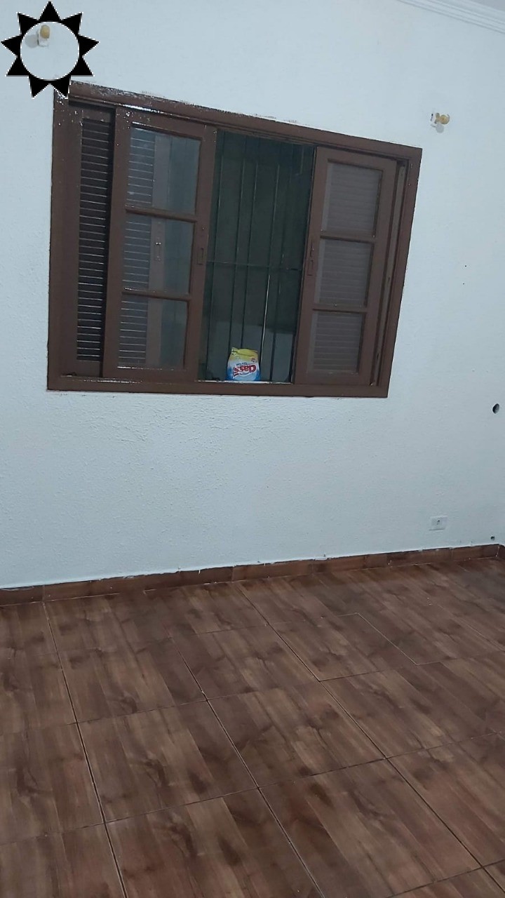 Casa à venda com 7 quartos, 300m² - Foto 37