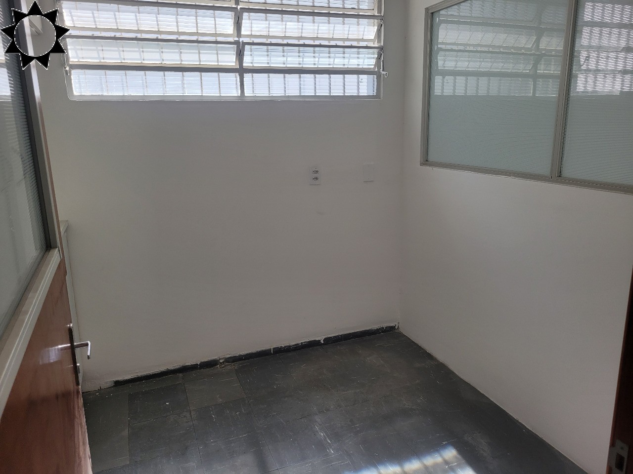 Prédio Inteiro para alugar, 320m² - Foto 16