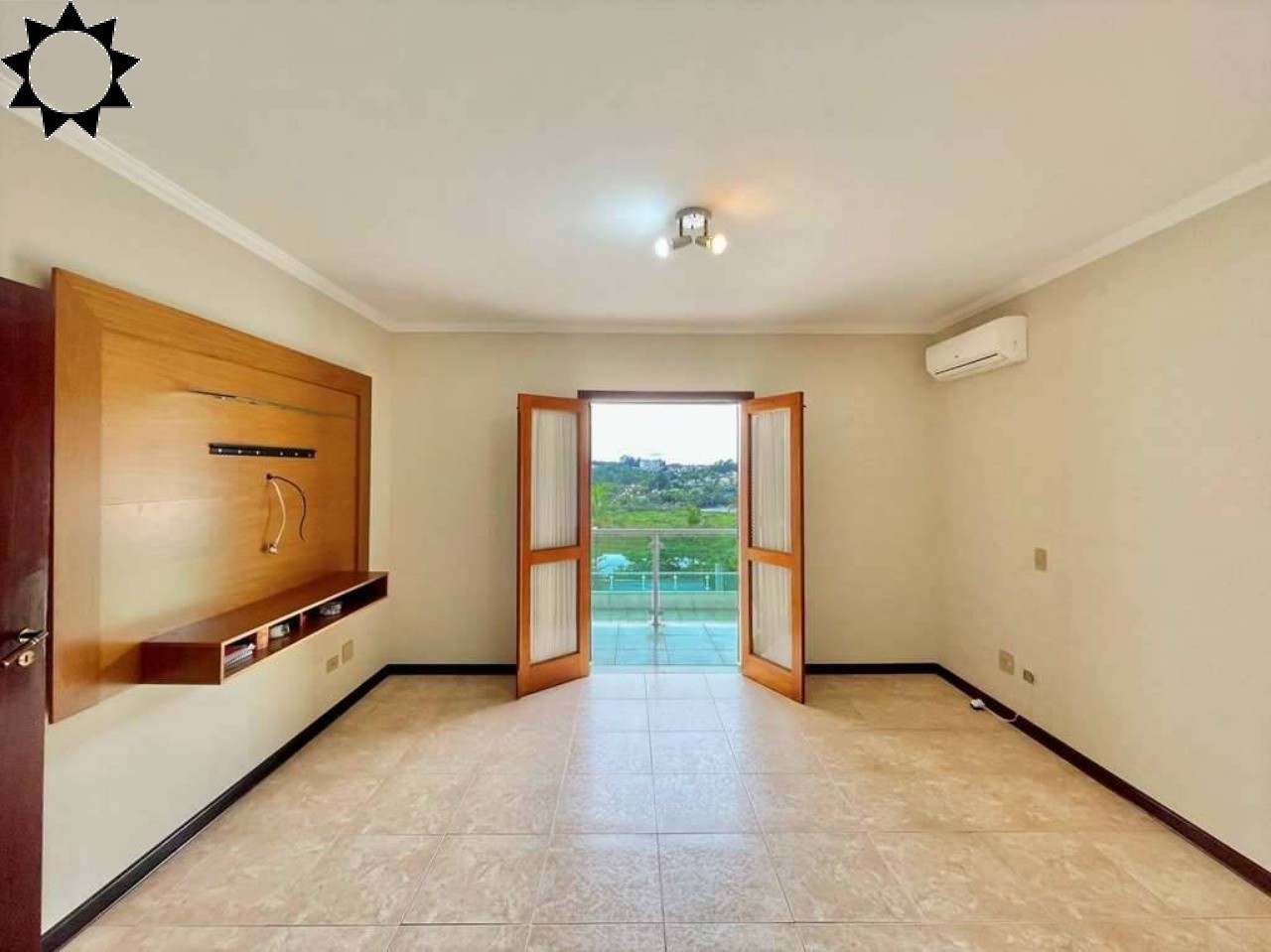 Casa à venda com 4 quartos, 356m² - Foto 14