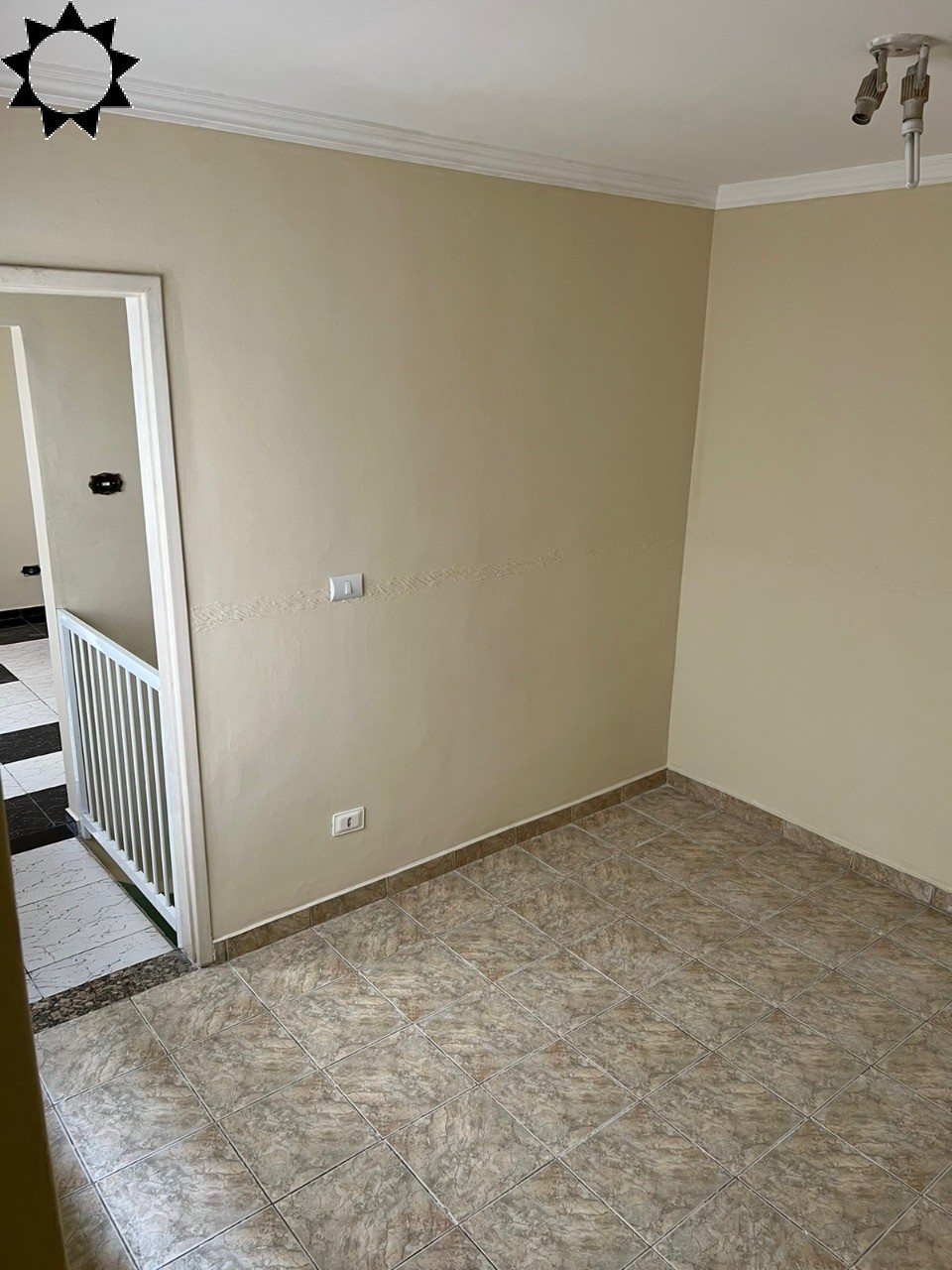 Casa à venda com 2 quartos, 100m² - Foto 7