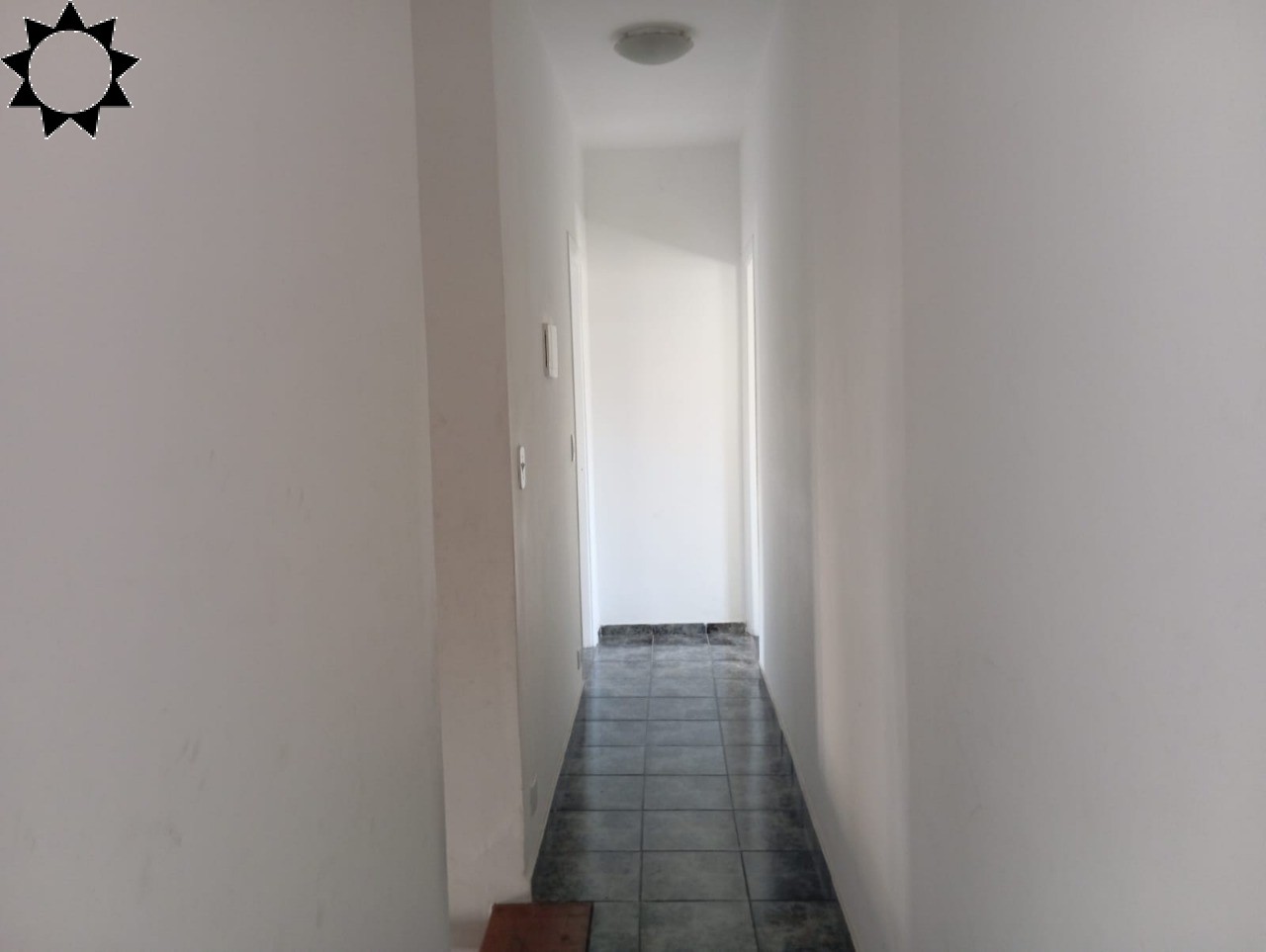 Casa à venda com 3 quartos, 144m² - Foto 2