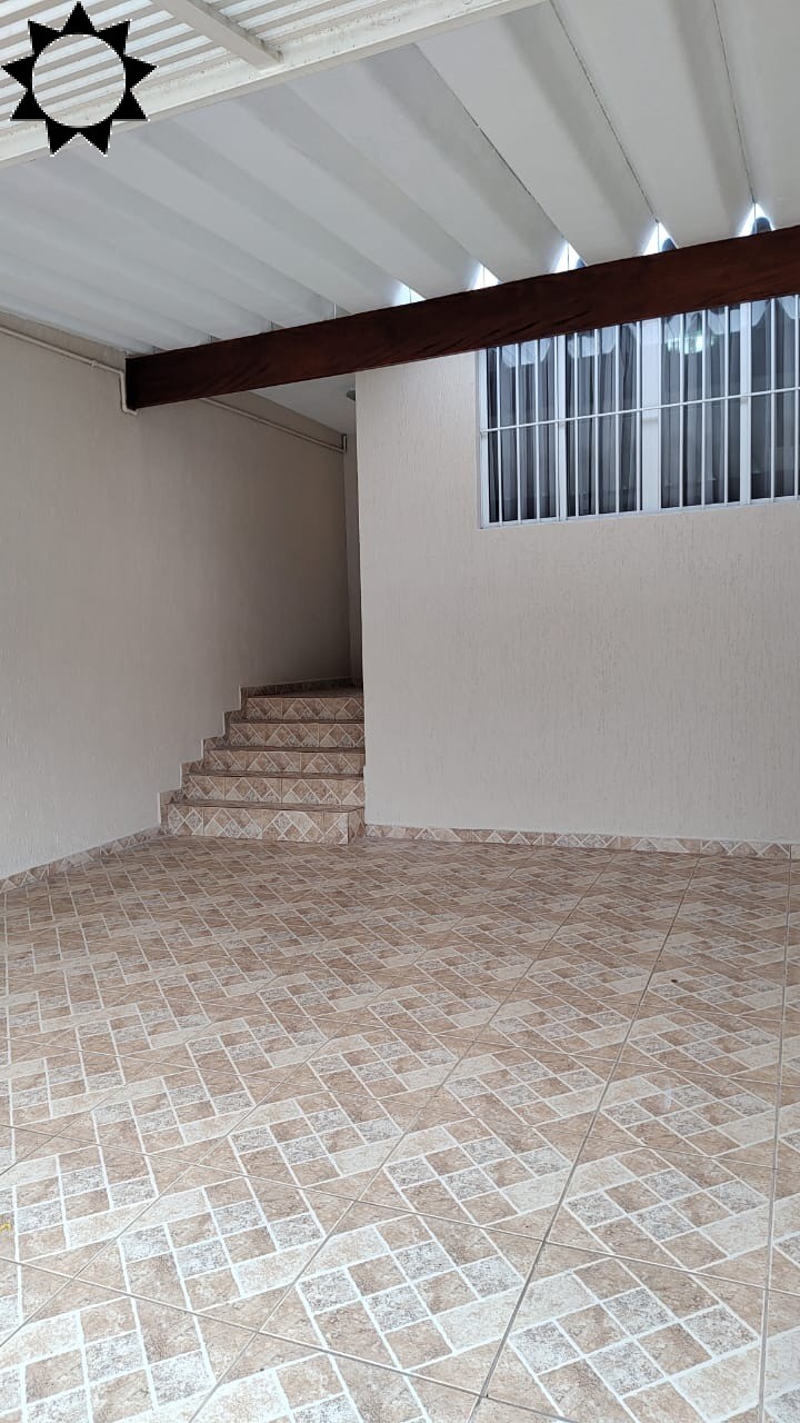 Casa à venda com 3 quartos, 188m² - Foto 2