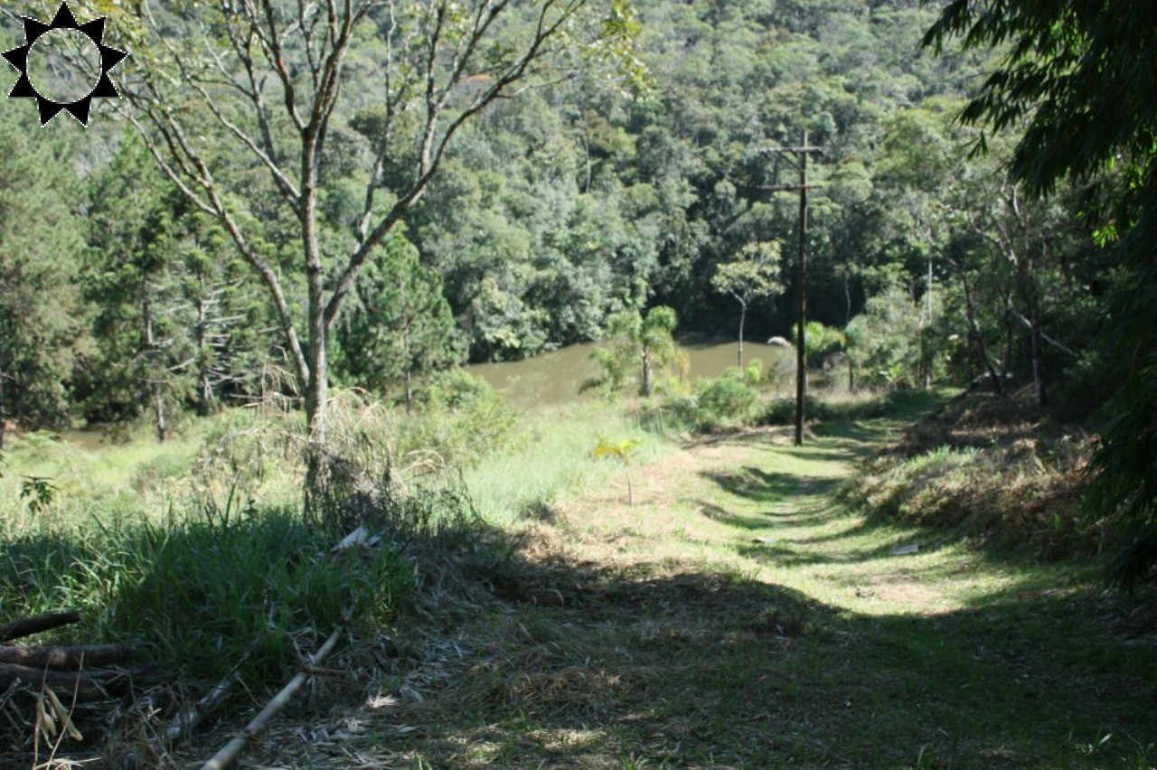 Fazenda à venda com 3 quartos, 250m² - Foto 22