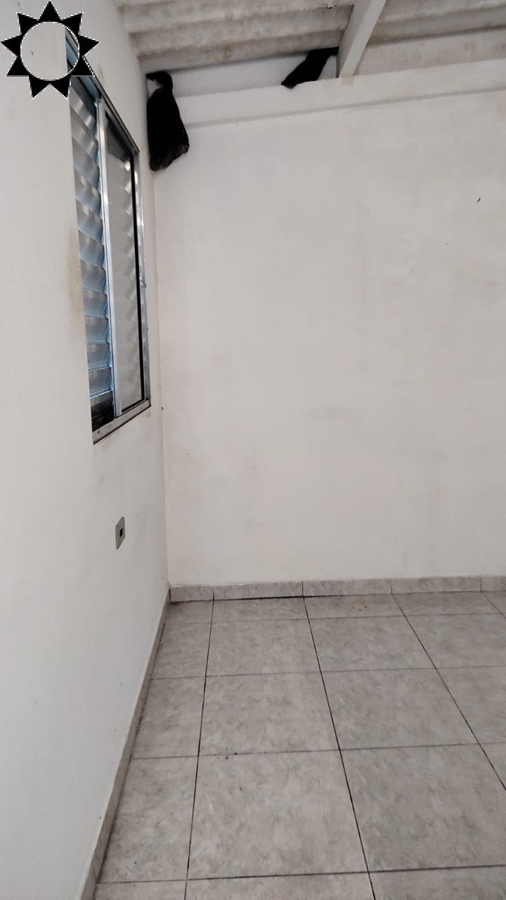 Casa para alugar com 1 quarto, 40m² - Foto 1