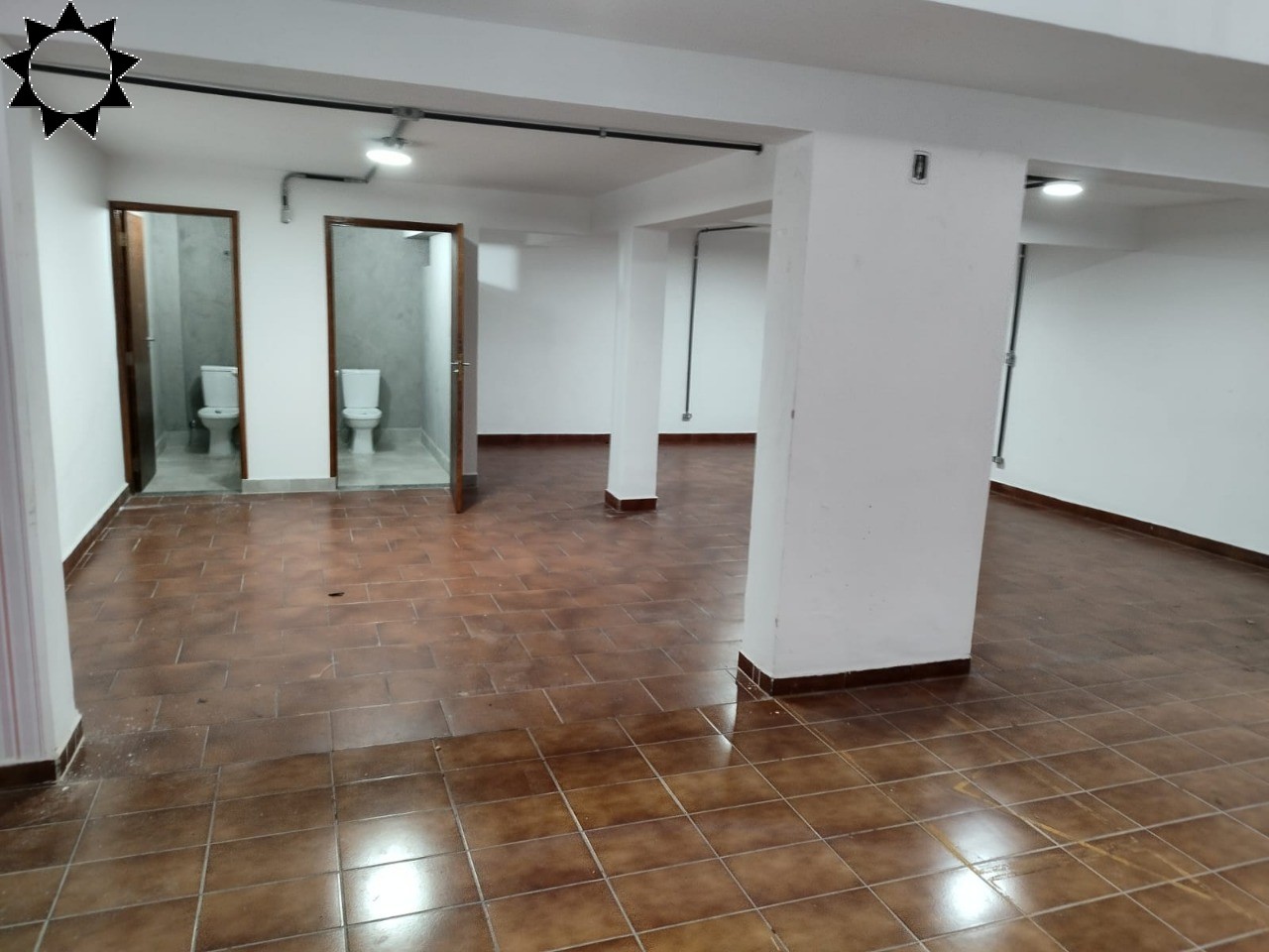 Prédio Inteiro para alugar, 70m² - Foto 5