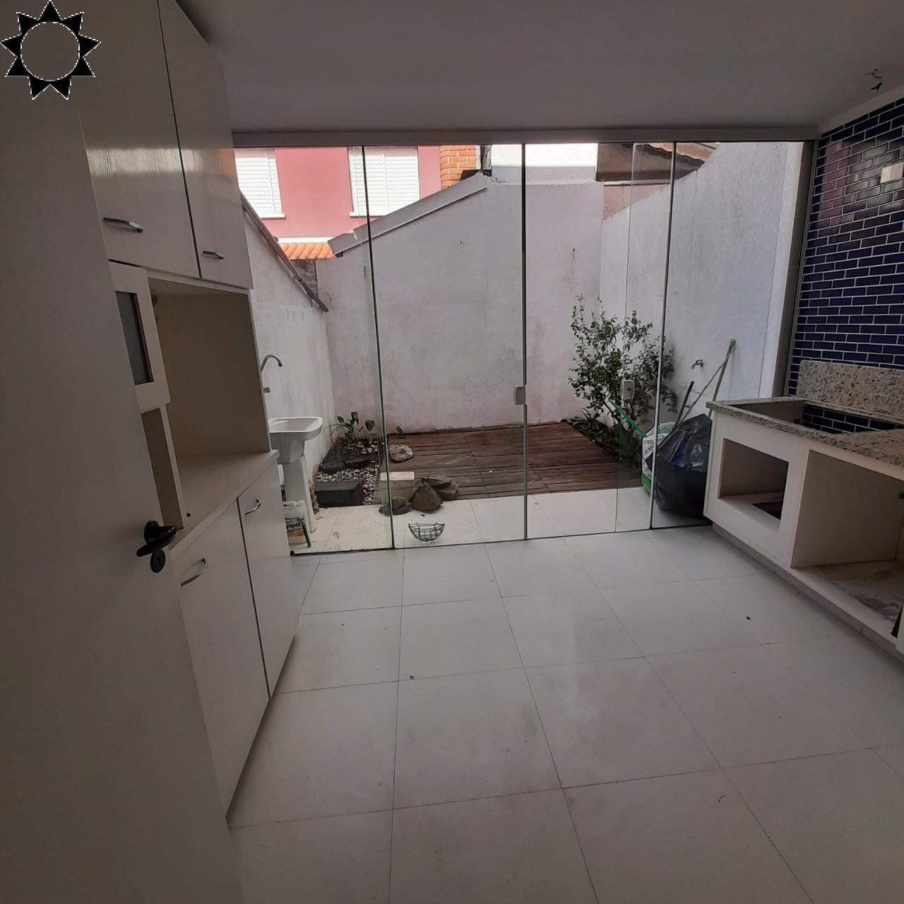 Casa à venda com 2 quartos, 80m² - Foto 5