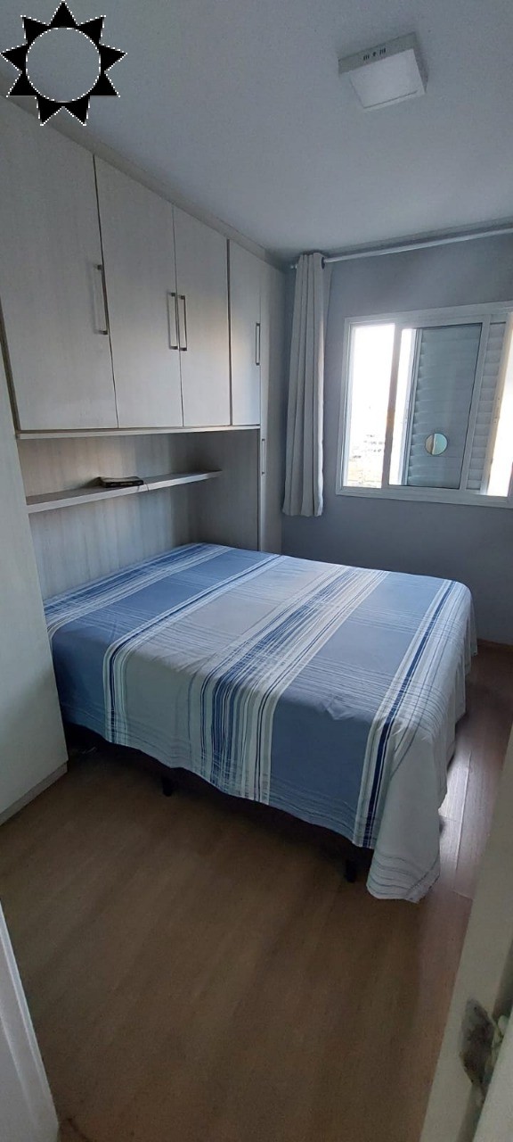 Apartamento à venda com 3 quartos, 75m² - Foto 2